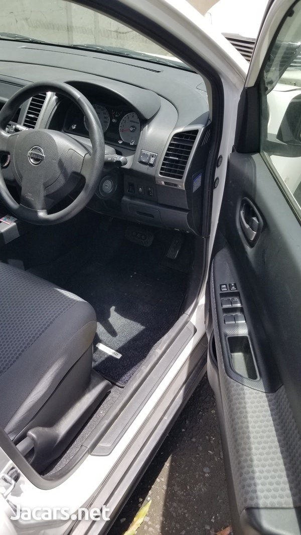 Nissan Wingroad 1,5L 2016-1