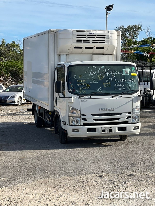 2016 Isuzu elf freezer truck-1