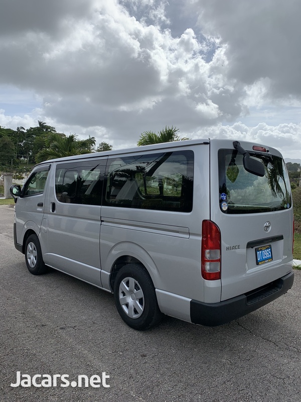 2016 TOYOTA HIACE-7