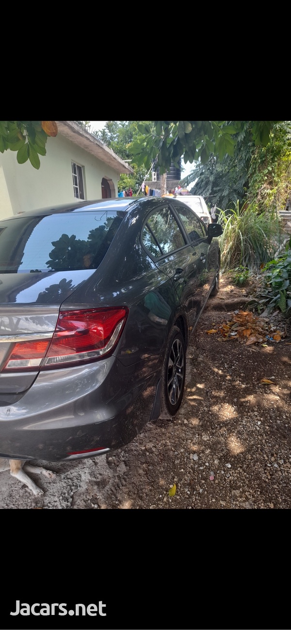Honda Civic 1,8L 2015-9