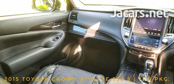 Toyota Crown 3,5L 2015-5