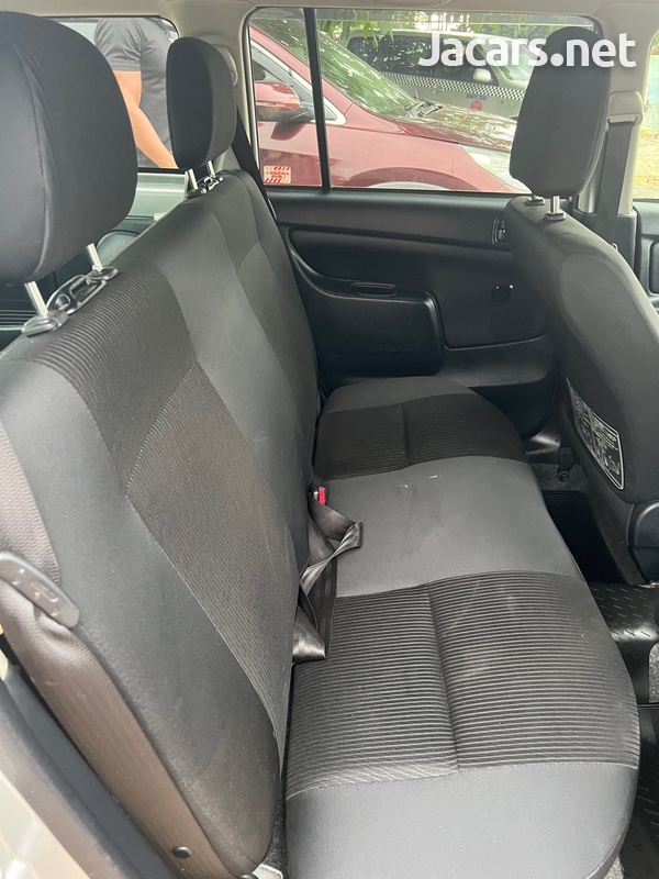Toyota Succeed 1,5L 2017-8