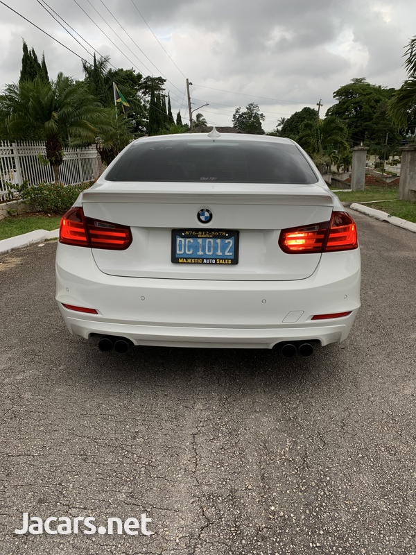 BMW 3-Series 2,0L 2012-7