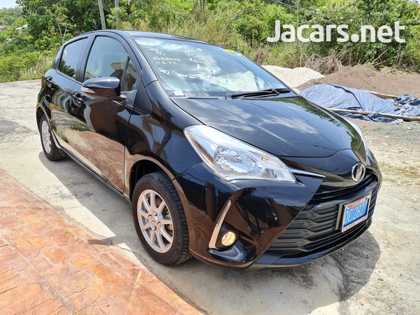 Toyota Vitz 1,0L 2017-7
