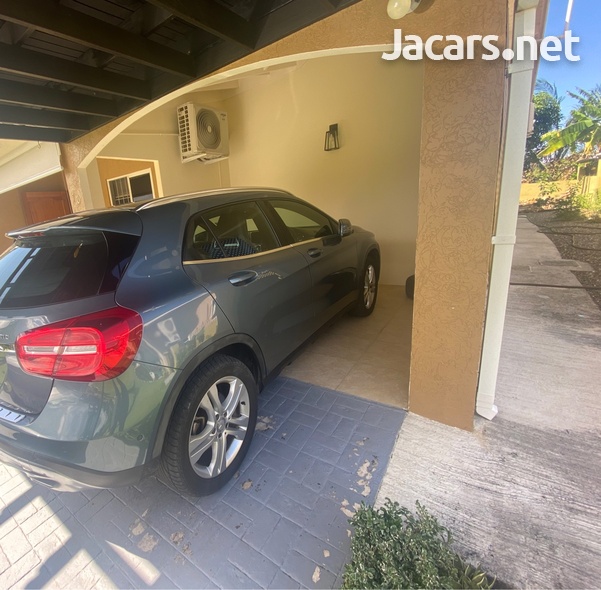 Mercedes-Benz GLA-Class 2,0L 2015-7