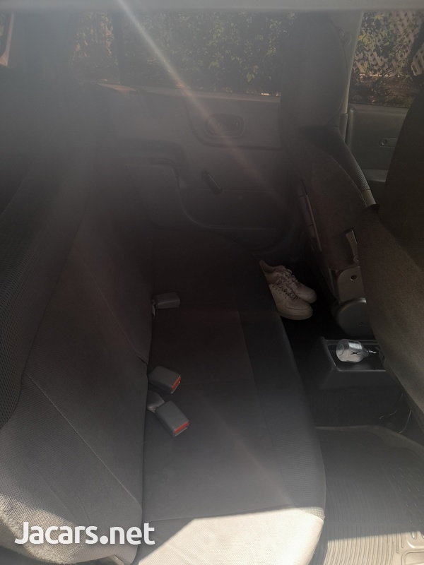 Nissan AD Wagon 1,4L 2012-6