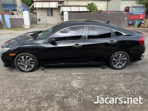 Honda Civic 2,0L 2018-5