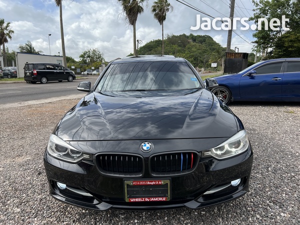 BMW 3-Series 2,0L 2013-4