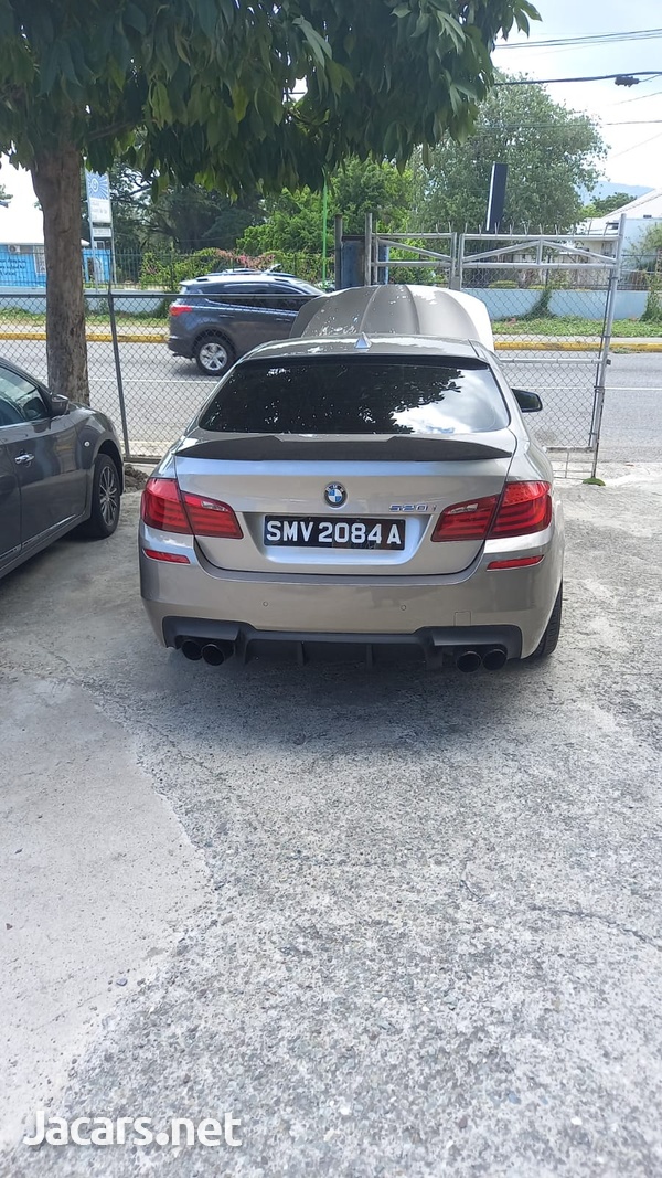 BMW 5-Series 2,0L 2012-2