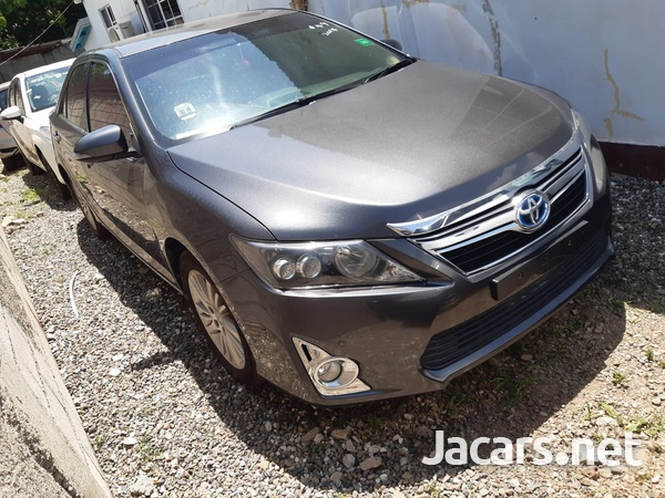 Toyota Camry 2,0L 2014-3