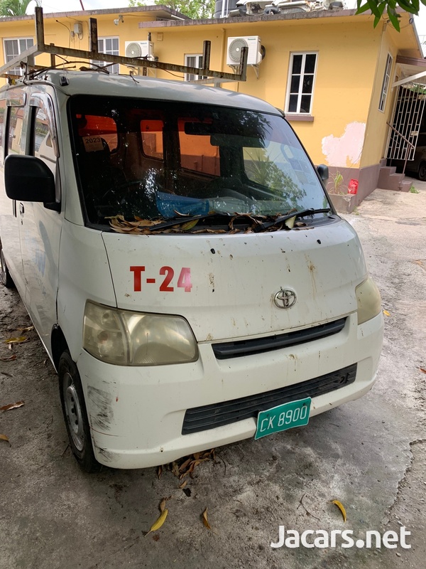 Toyota Liteace-1