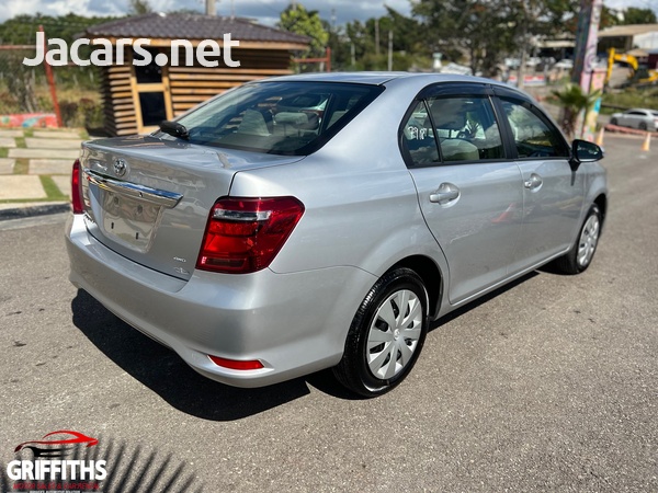 Toyota Axio 1,5L 2017-5