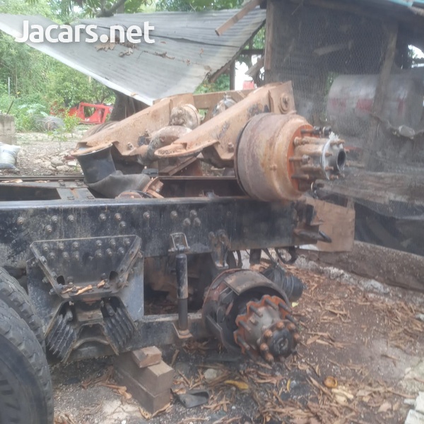 International Dump Truck 9200-12