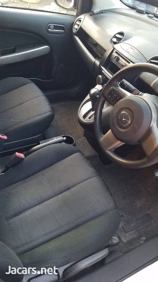 Mazda Demio 1,5L 2014-5