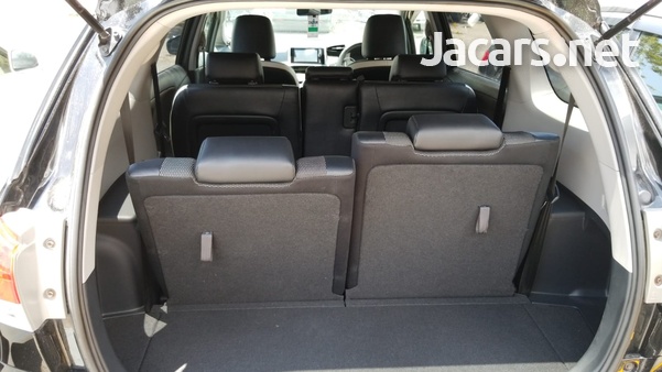 Toyota Wish 1,8L 2012-3