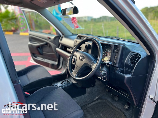 Toyota Probox 1,5L 2016-5