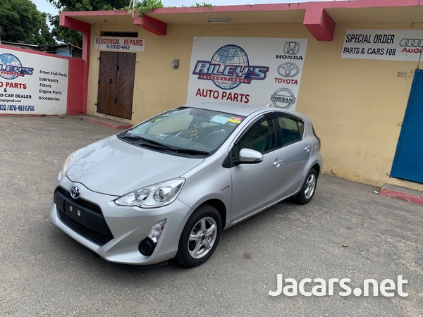 Toyota Aqua 1,5L 2017-2