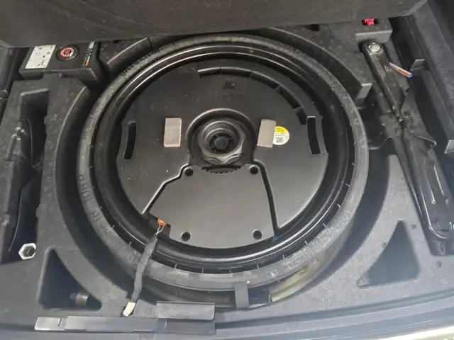 Audi Q5 2,0L 2023, Kingston - 11