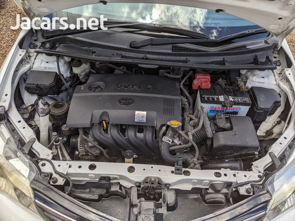 Toyota Fielder 1,4L 2014-6