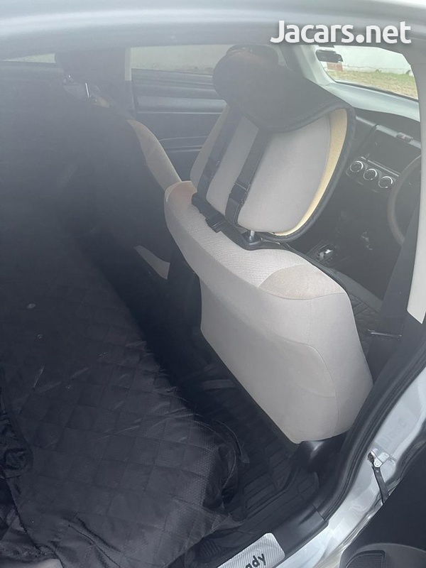 Toyota Axio 1,5L 2016-1