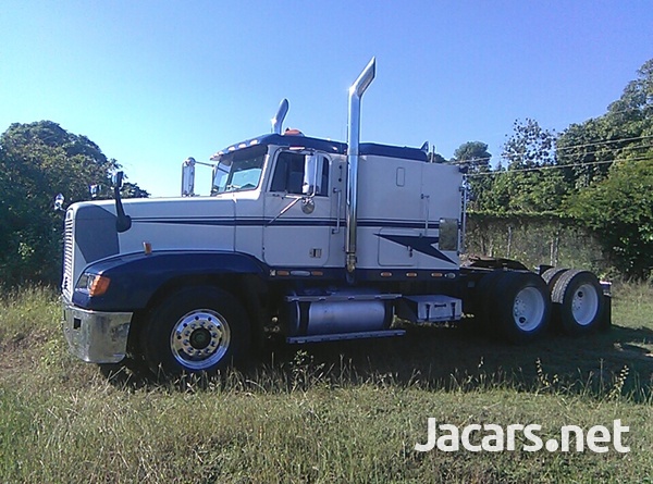 2000 Freightliner FLD-5