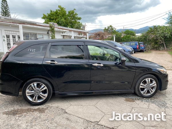 Honda Stream 1,8L 2013-5