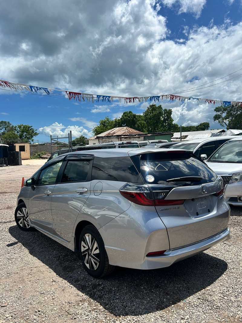 Honda Fit Shuttle 1,5L 2022 №2509234 in Saint Catherine - Fit