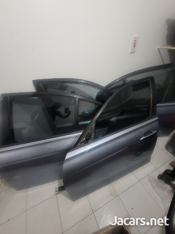 BMW DOORS, CAR SEATS,TRUNK,ETC.-4