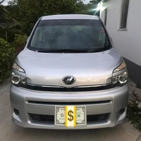 Toyota Voxy 2,0L 2012 Toyota Voxy 2,0L 2012