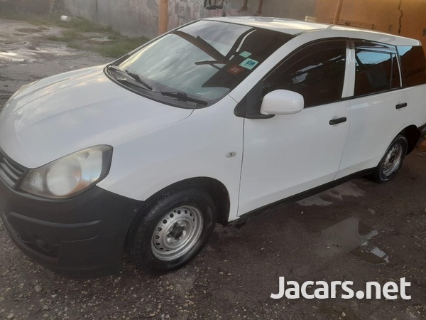 Nissan AD Wagon 1,5L 2013-8