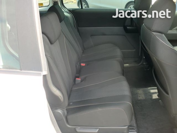 Nissan LaFesta 1,5L 2013-5