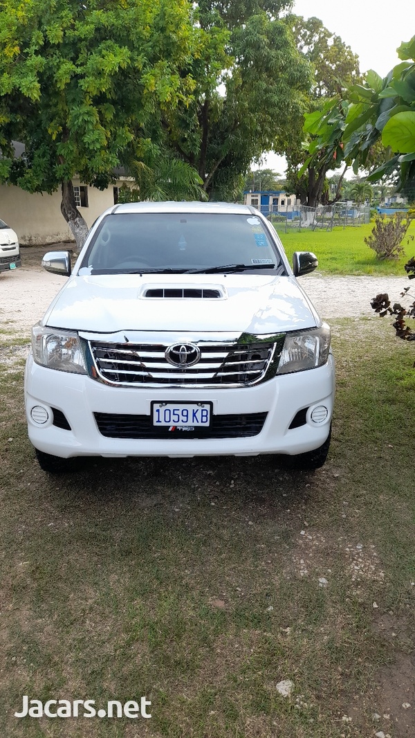 Toyota Hilux 2,0L 2012-1