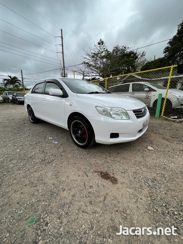 Toyota Axio 1,5L 2012-8