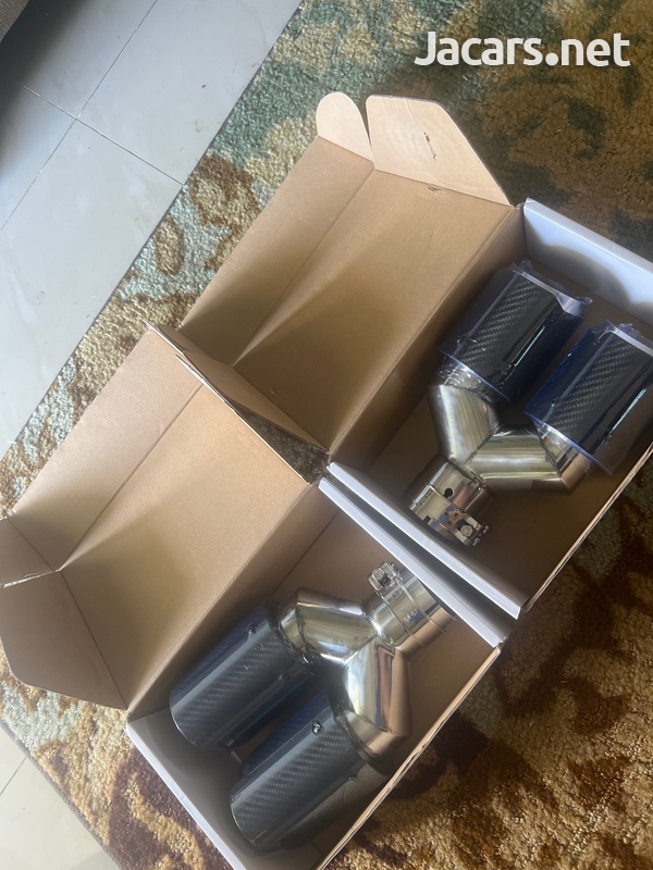 2Carbon fibre exhaust tips-2