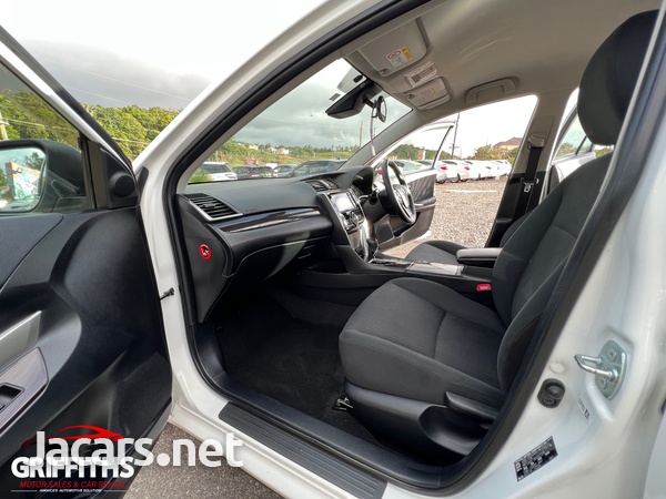 Toyota Premio 1,8L 2017-11
