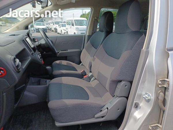 Nissan AD Wagon 1,5L 2017-1