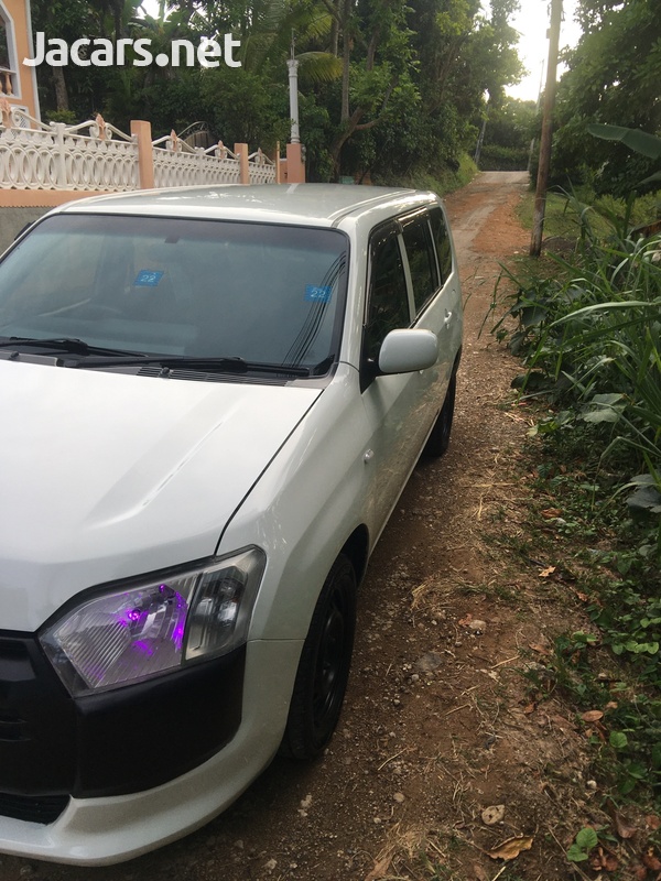 Toyota Probox 1,5L 2016-2