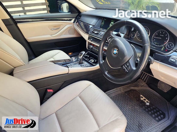 BMW 5-Series 2,0L 2013-8