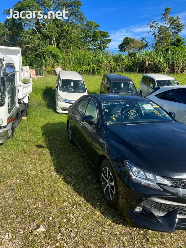 Toyota Mark X 2,5L 2017-4