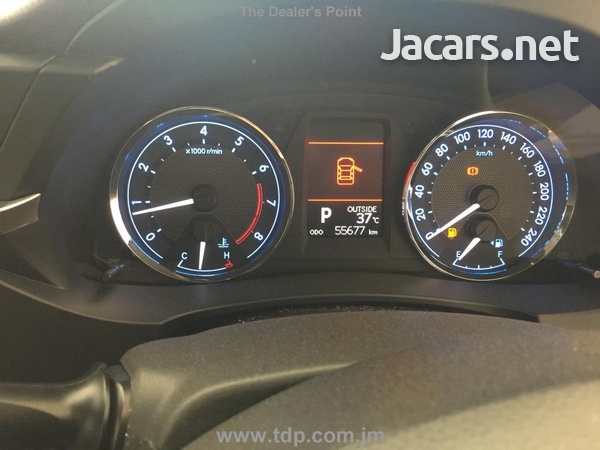 Toyota Corolla Altis 1,6L 2014-5
