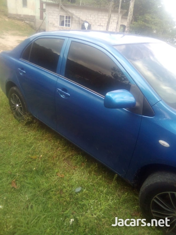 Toyota Axio 1,8L 2010-1