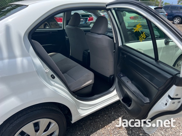 Toyota Axio 1,5L 2017-6