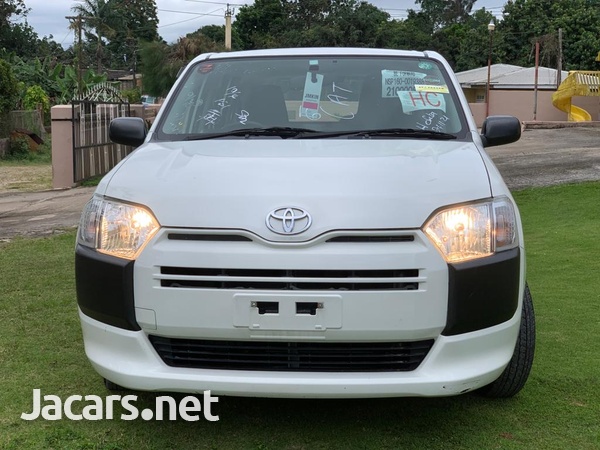 Toyota Probox 1,5L 2016-4