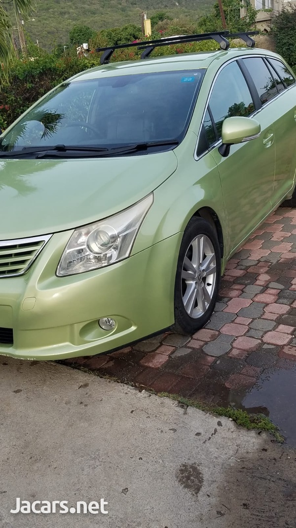 Toyota Avensis 2,0L 2010-1