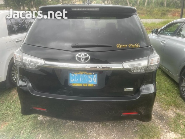 Toyota Wish 1,8L 2013-3