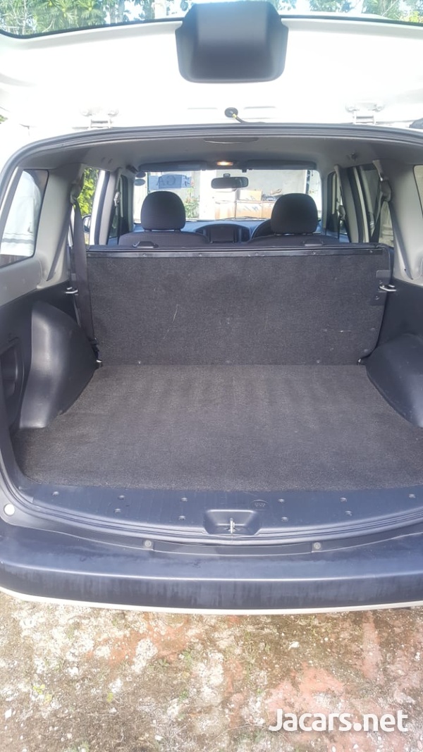 Toyota Succeed 1,5L 2013-6