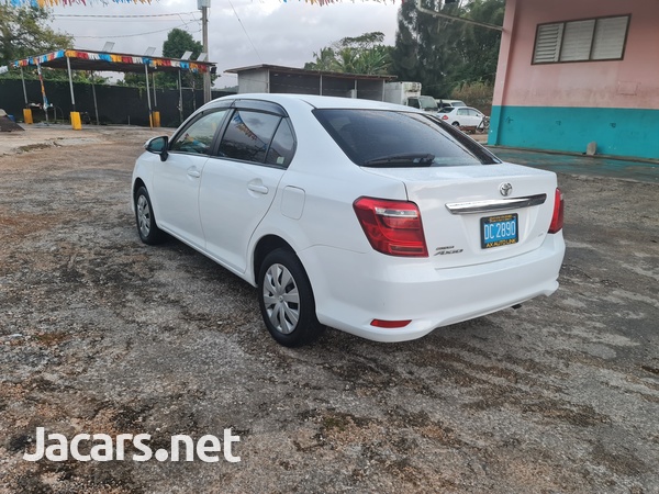 Toyota Axio 1,5L 2017-5