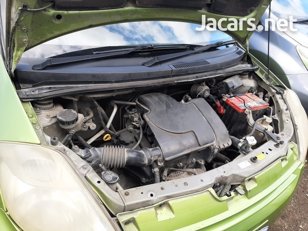 Toyota Passo 1,0L 2008-5