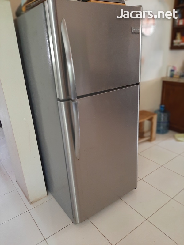 Frigidare Gallery Refridgerator-1