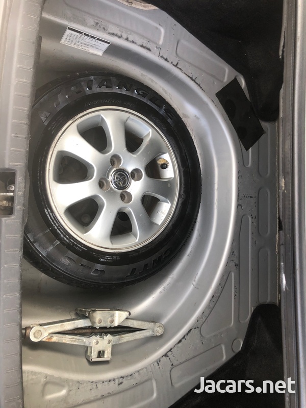 Toyota Corolla 1,3L 2005-6
